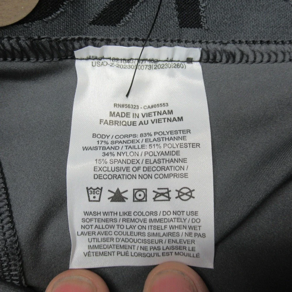 Nike Pro Shorts Women Small Gray Dri-FIT 3 Inch Mid Training‎ Printed $35 NEW